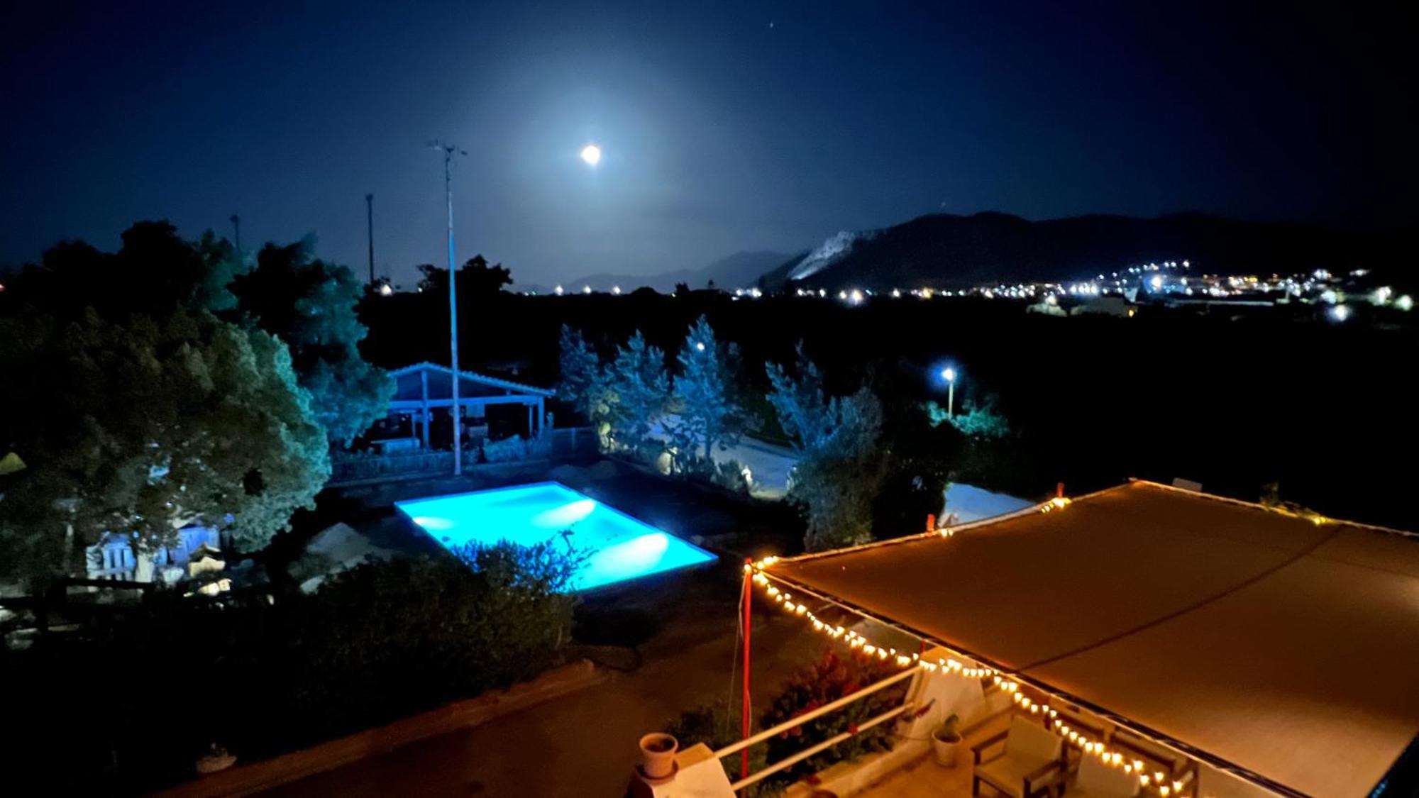 Arion Stables & Apartments Hersonissos  Exterior foto