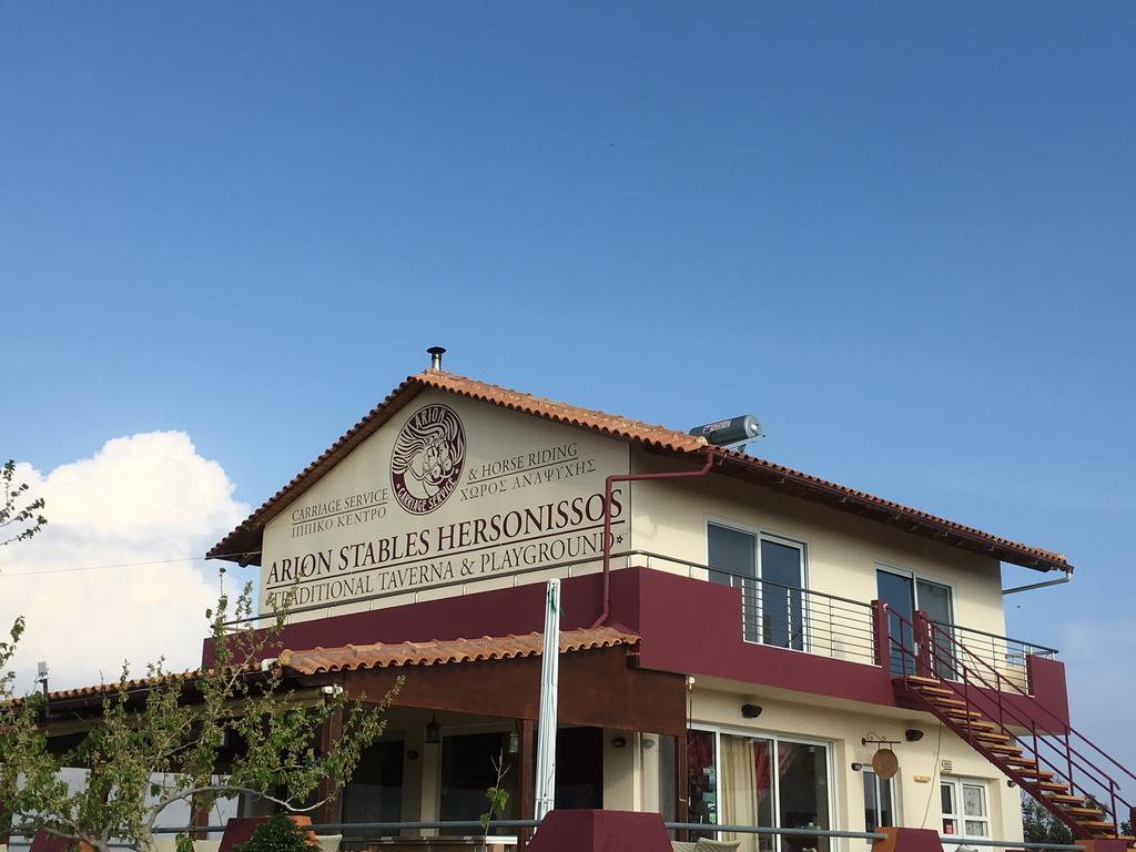 Arion Stables & Apartments Hersonissos  Exterior foto