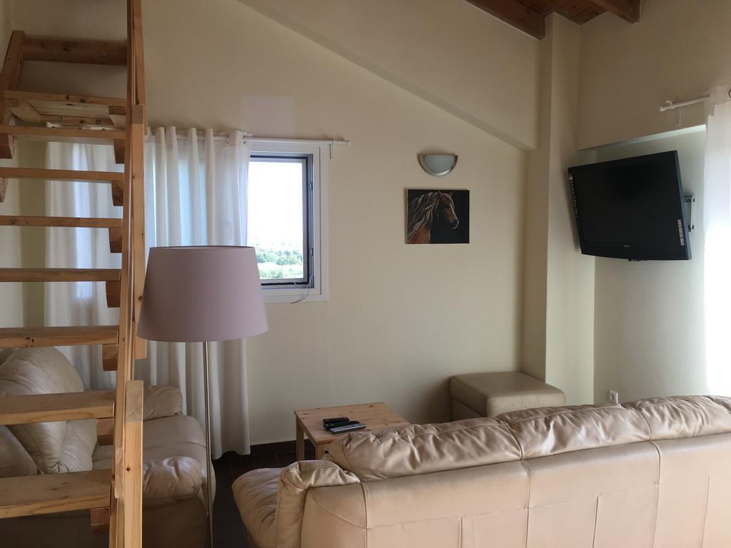 Arion Stables & Apartments Hersonissos  Exterior foto